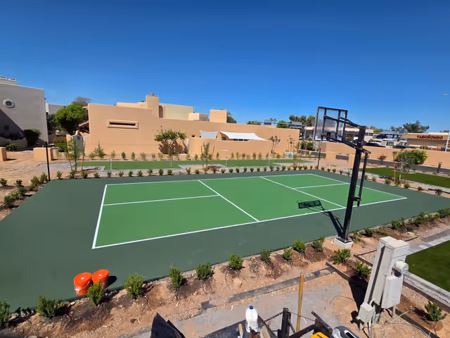 Freshly resurfaced green tennis court in Arizona